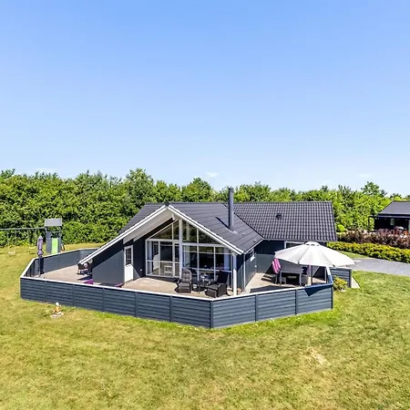 Сasa de vacaciones Rosamunde - 700m From The Sea By Interhome *